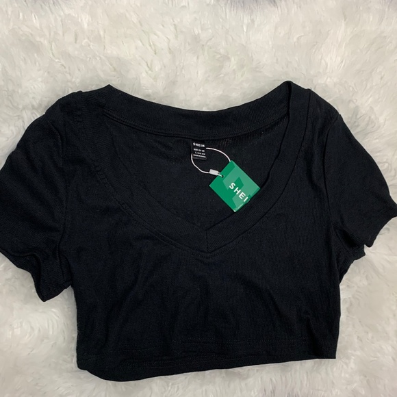 CROP TOP - Picture 9 of 10